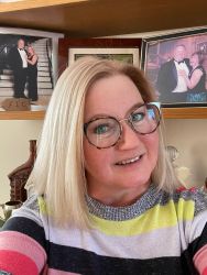 Create a floral work of art with Jane