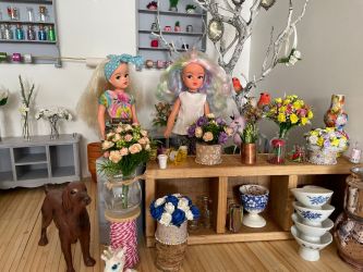 Create a floral work of art with Jane