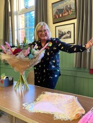 Create a floral work of art with Jane