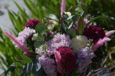 Create a floral work of art with Jane