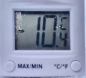 Outdoor thermometer reading